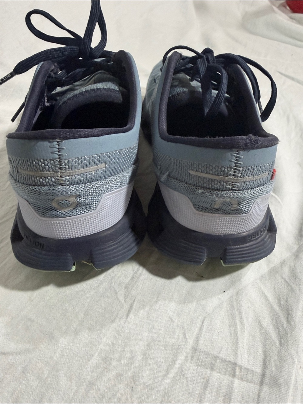 On Running Women’s Cloud running shoes in slate blue with navy laces - Picture 3 of 6